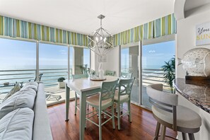 Dining - Kingston N Hampton1402 Oceanview in/out pool/Beach (Myrtle Beach)