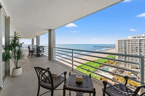 Terrace/patio - Kingston N Hampton1402 Oceanview in/out pool/Beach (Myrtle Beach)