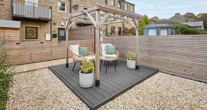 Host Stay Holmfirth Hideaway