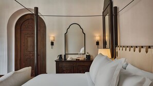 Minibar, lits bébé (gratuits), Wi-Fi gratuit, draps fournis