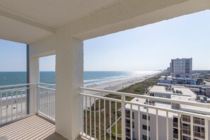 Property grounds - San-A-Bel #501 Adorable Oceanfront End Unit (North Myrtle Beach)