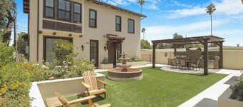 Stylish Pasadena Stay Near Old Town Rose Bowl