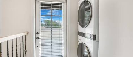 Apartment | 2 bedrooms, Internet