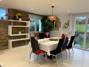 تناول الطعام