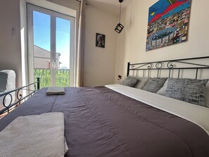 1 bedroom, desk, iron/ironing board, free WiFi