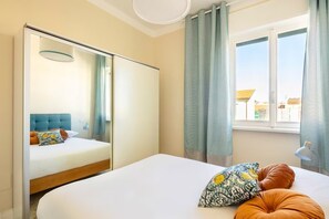 4 quartos, ferros/tábuas de passar roupa, Wi-Fi de cortesia