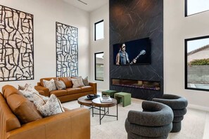 Smart TV, fireplace, offices