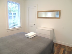 2 chambres, bureau, Wi-Fi gratuit, draps fournis
