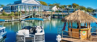 Drift Away with Inlet Vibes in Murrells Inlet at a Peaceful Studio