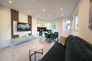 Living area - Relax apartments with private pool (Novalja)