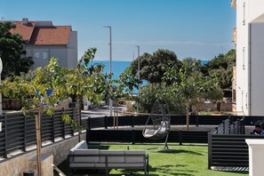 Garden - Relax apartments with private pool (Novalja)