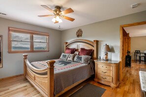 3 Schlafzimmer, Bügeleisen/Bügelbrett, Reisekinderbett, kostenloses WLAN