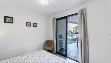 2 chambres, fer et planche Ă repasser, Wi-Fi, draps fournis