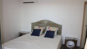 2 soverom, strykejern/-brett, wi-fi og sengetøy