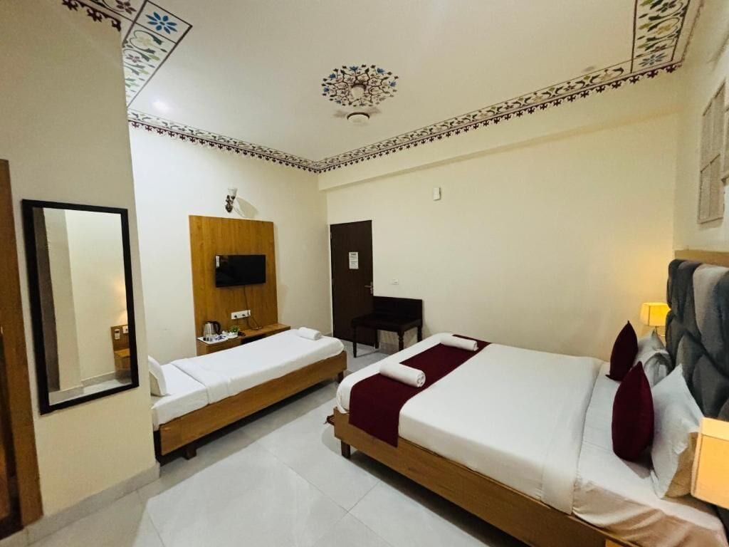 Classic Double Room, Garden View