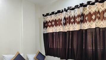 Deluxe Double Room | Egyptian cotton sheets, premium bedding, memory foam beds, desk