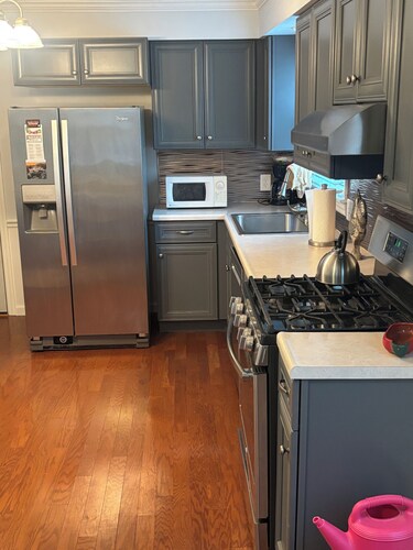 Charming 2-bedroom house in Harrisburg Close to the Shawnee National Forest !