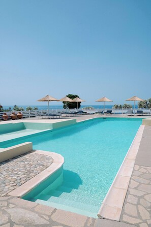 Studio - Samos Fully Equipped Studios With Pool Access (Samos)