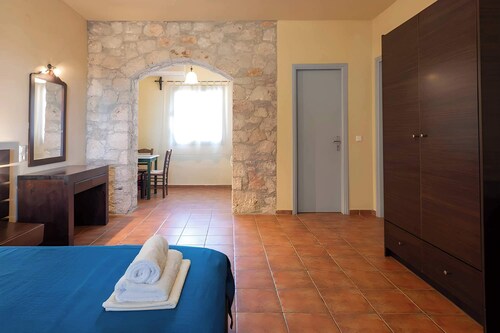 Private Pool Escape in Samos - Mandilada Gem