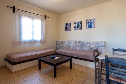 Private Pool Escape in Samos - Mandilada Gem