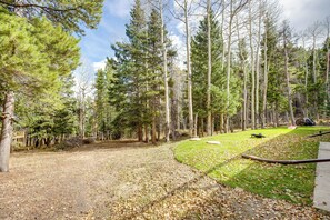 Interior - Hot Tub + Game Room: Peaceful Retreat in Evergreen (Evergreen)