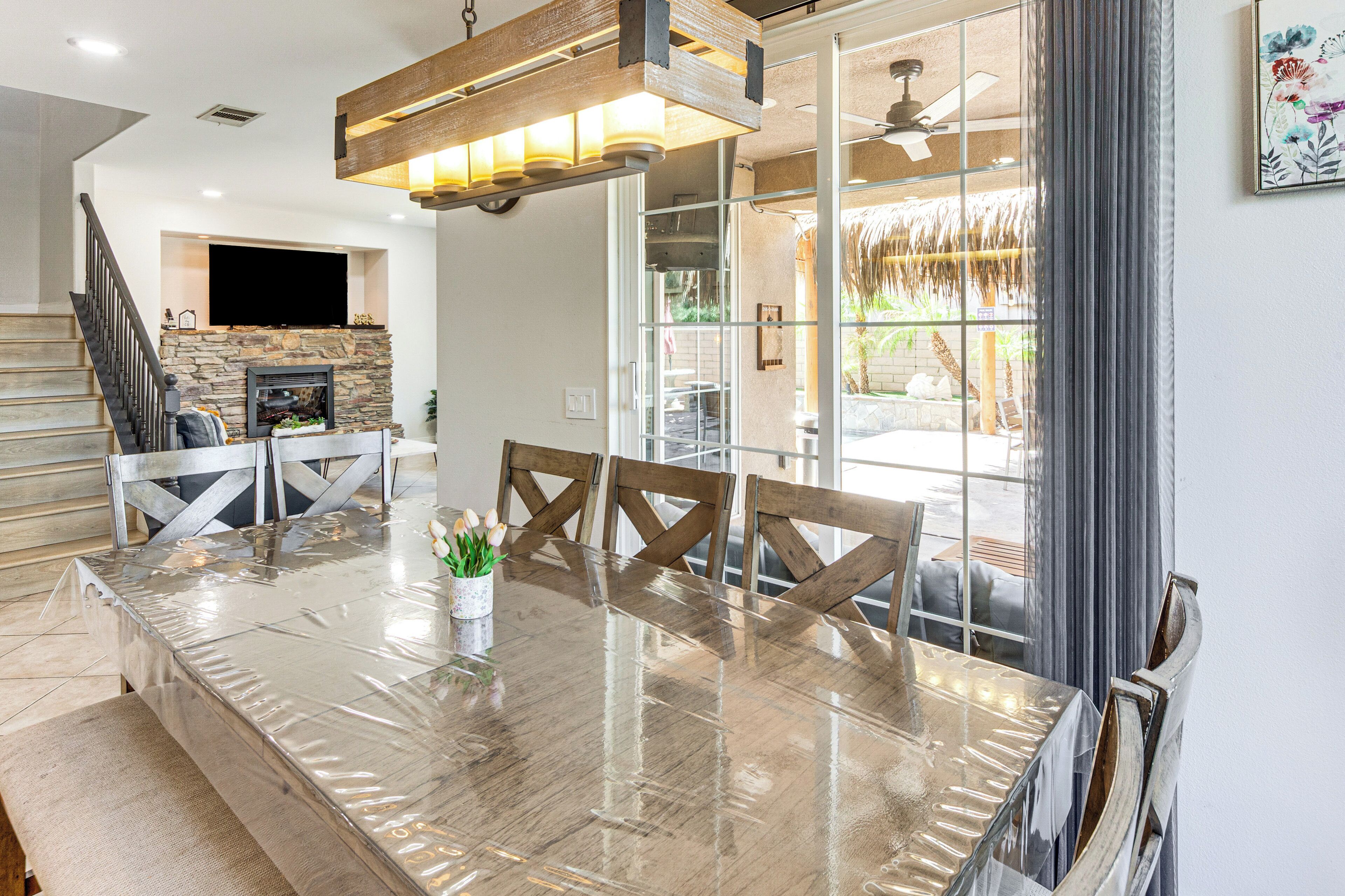 House (5 Bedrooms) | Interior