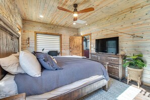 House (5 Bedrooms) | Interior