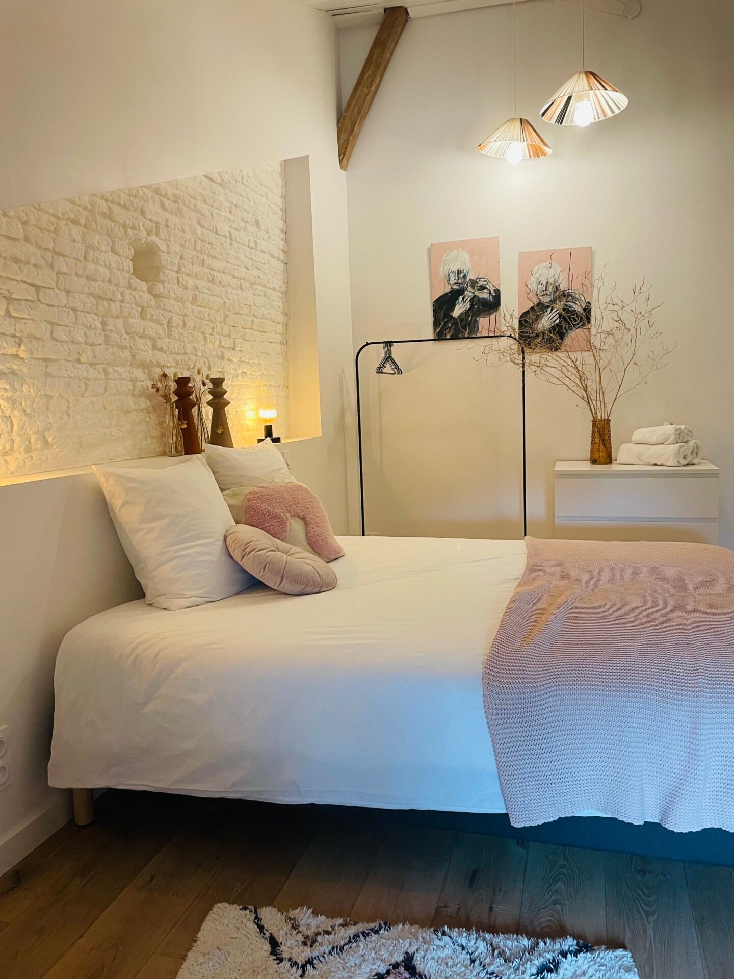 Klassieke kamer, uitzicht op zwembad | Geluiddichte muren, gratis wifi