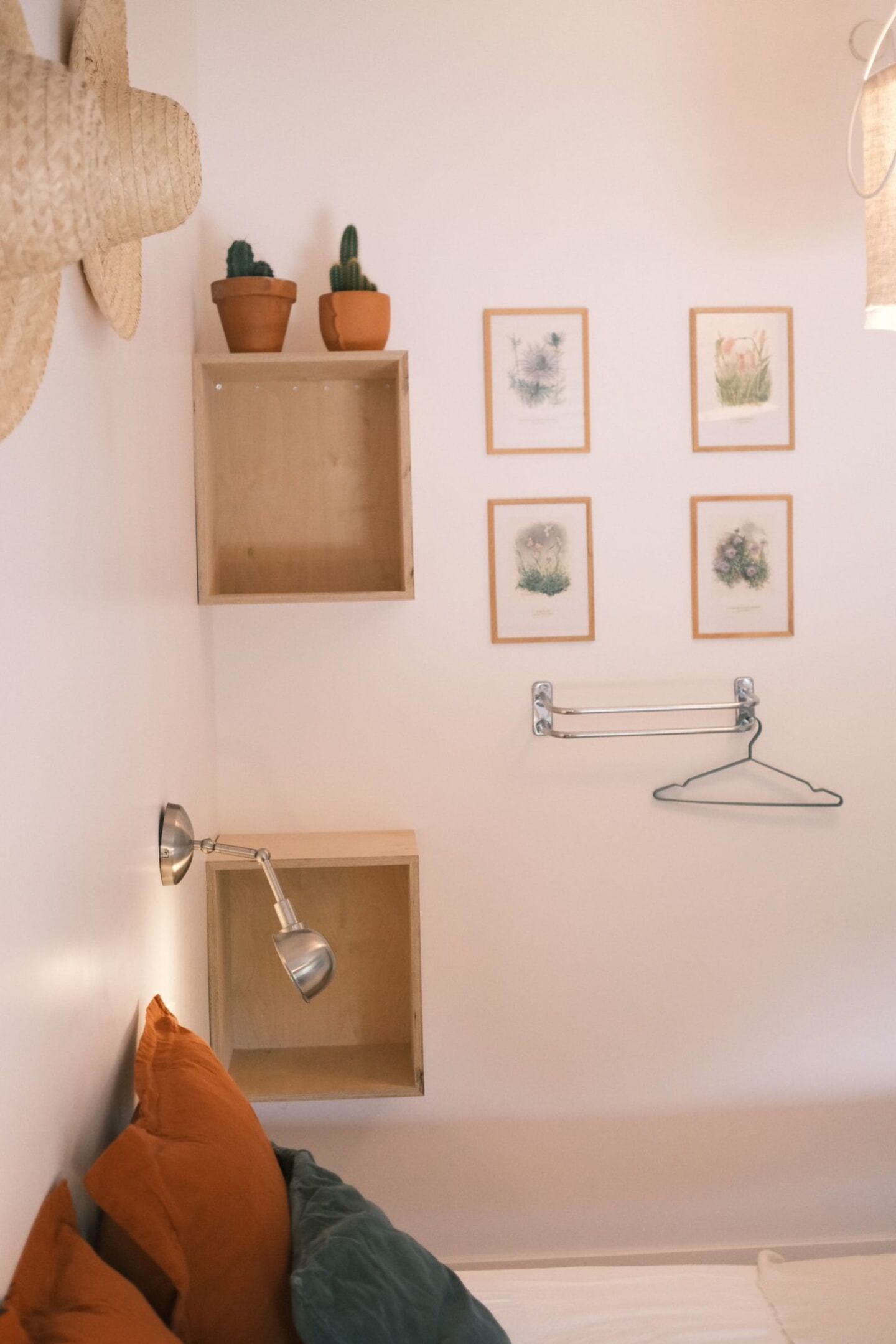 Comfort Room, Pool View | Soundproofing, free WiFi