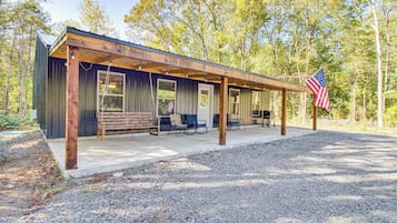 House (3 Bedrooms) | Front of property