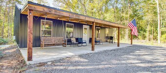 1 Mi to Greers Ferry Lake! Outdoor Adventure Base