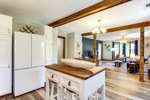 House (3 Bedrooms) | Interior - Lake Guntersville Hideaway! Home on Over 2 Acres (Scottsboro)