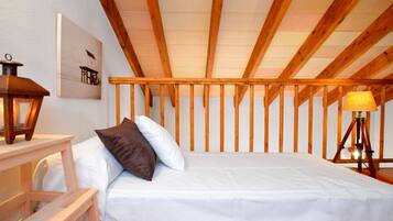 2 bedrooms, free cots/infant beds, bed sheets