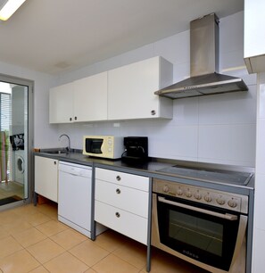 Microwave, dishwasher, coffee/tea maker, highchair - Apartamento Cerca de la Playa (Alcúdia)