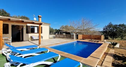 Finca con Piscina Rodeada de Naturaleza