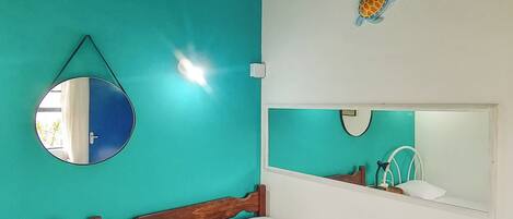 2 dormitoris, planxa i posts de planxar, wifi i roba de llit