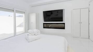 5 slaapkamers, een strijkplank/strijkijzer, gratis wifi, beddengoed