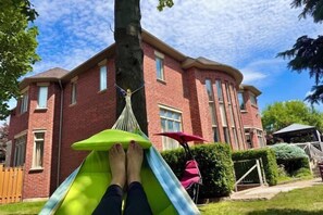 Garden - Ru U Art (Richmond Hill)