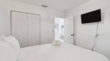 Espacio para trabajar con laptop y wifi gratis