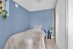 1 多间卧室、熨斗/熨衣板、WiFi、床单