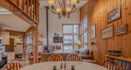 Sans Souci 1, 3 Bedroom Ski In, Ski Out Retreat