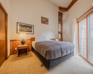 3 Schlafzimmer, Bügeleisen/Bügelbrett, Reisekinderbett, WLAN