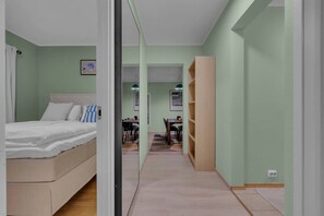 2 bedrooms, iron/ironing board, WiFi, bed sheets