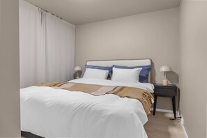 3 chambres, fer et planche à repasser, Wi-Fi, literie fournie