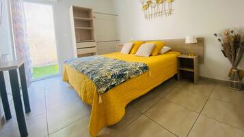 Habitación doble estándar, patio | Wifi gratis