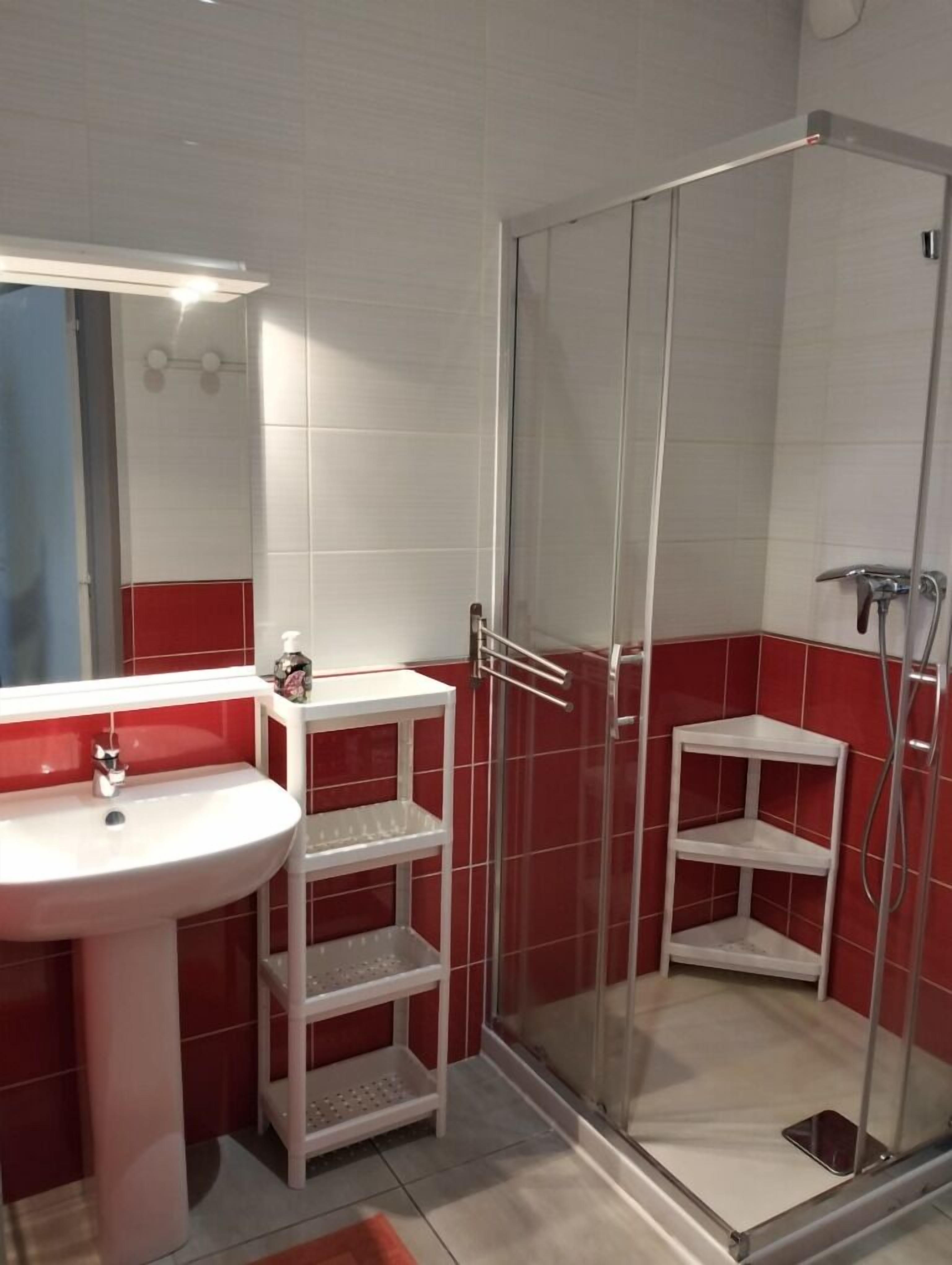 Habitación doble Confort, patio | Baño