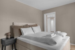 3 chambres, fer et planche à repasser, Wi-Fi, literie fournie