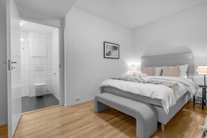 3 makuuhuonetta, silitysrauta/-lauta, Wi-Fi, vuodevaatteet