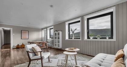 Northstay - City Center Terrace w/Mtn View