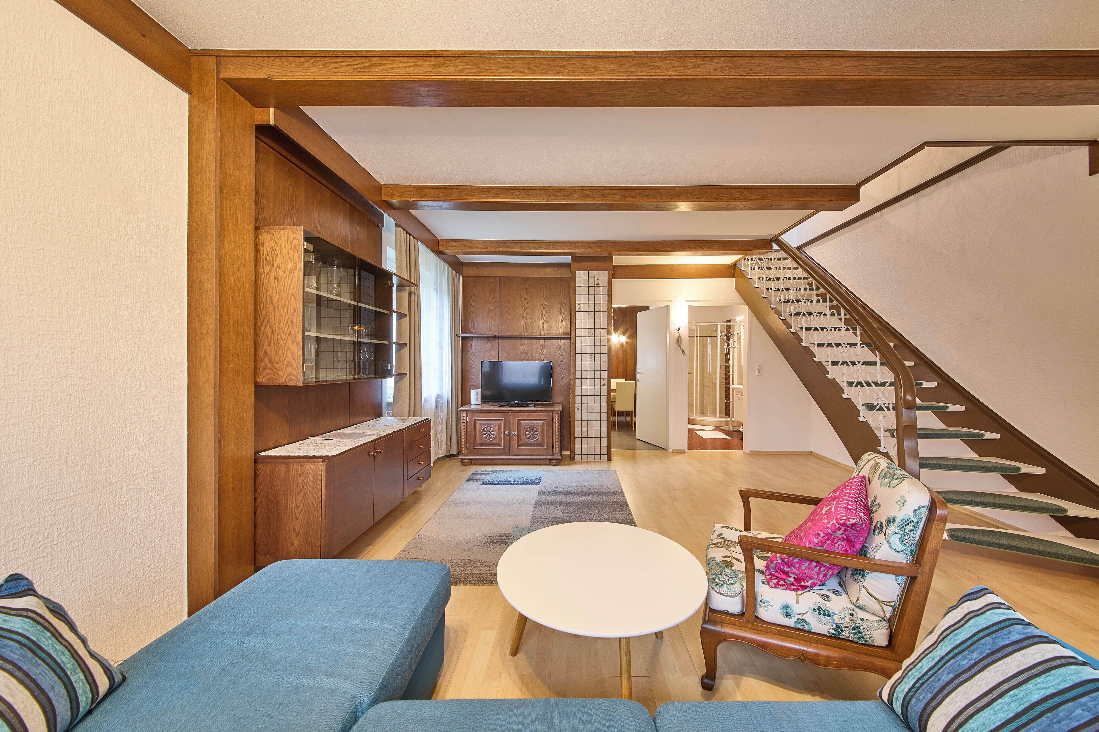 Comfort Condo, 2 Bedrooms, Pets Allowed, Garden View | Living area | 50-inch flat-screen TV with cable channels